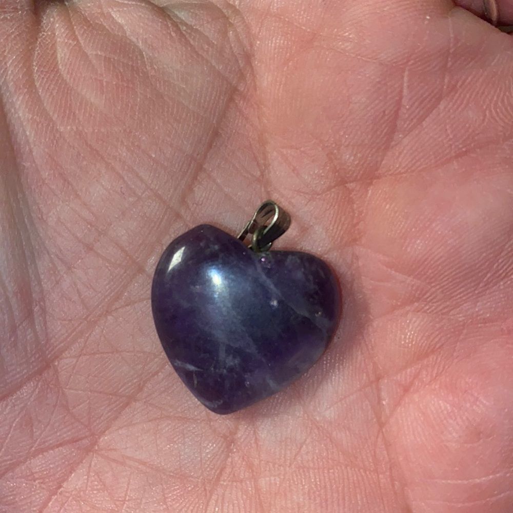 Vintage Natural Chevron Amethyst Puffed Heart Pendant Purple Banded Crystal